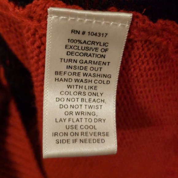 CHRISTMAS SWEATER! - Picture 5 of 5